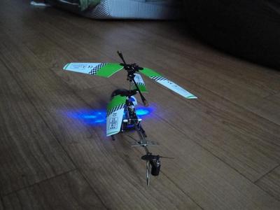 RCヘリ SWIFT